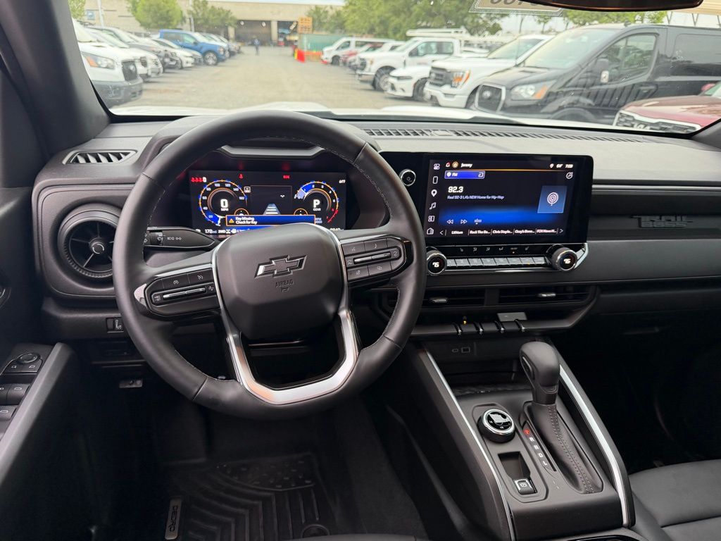 Used 2025 Chevrolet Colorado Trail Boss 4D Crew Cab