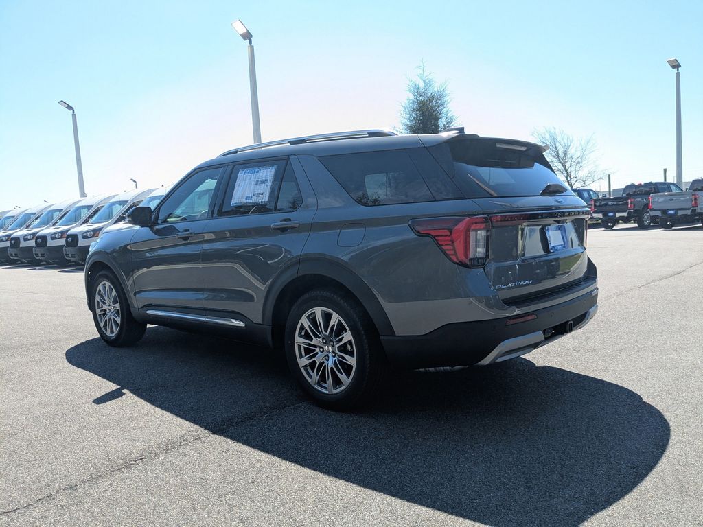 2025 Ford Explorer Platinum