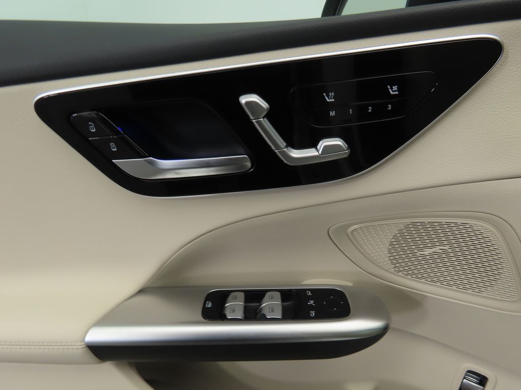 2025 Mercedes-Benz C-Class C 300 24
