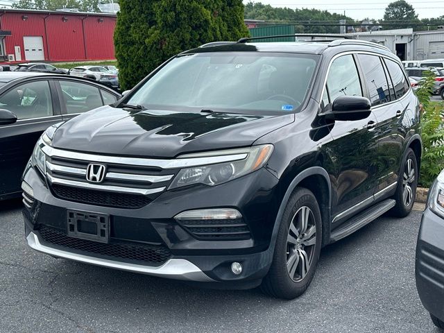 Crystal Black Pearl 2017 Honda Pilot SUV / Crossover Front-Wheel Drive 6-Speed Automatic