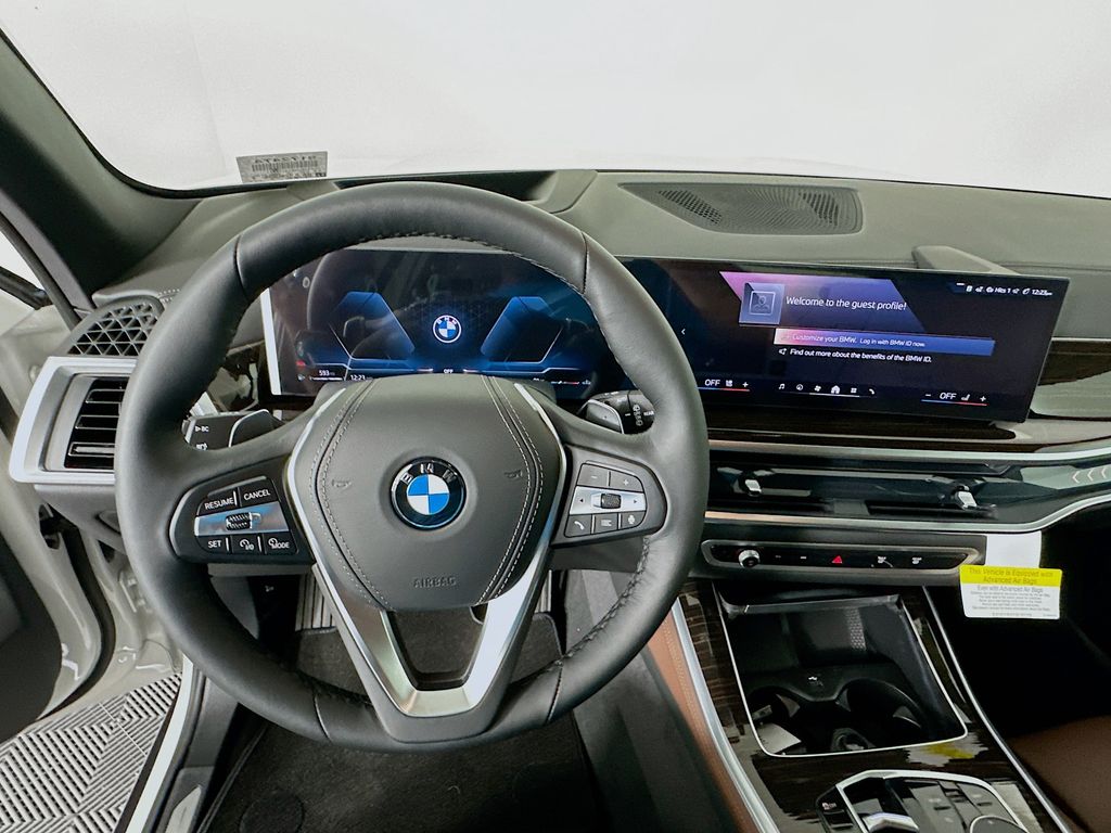 Thumbnail: 2026 BMW X5 - 10