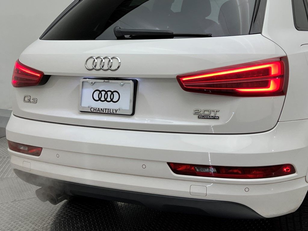 Thumbnail: 2017 Audi Q3 - 8