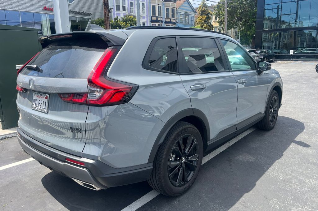 View vehicle photo 4