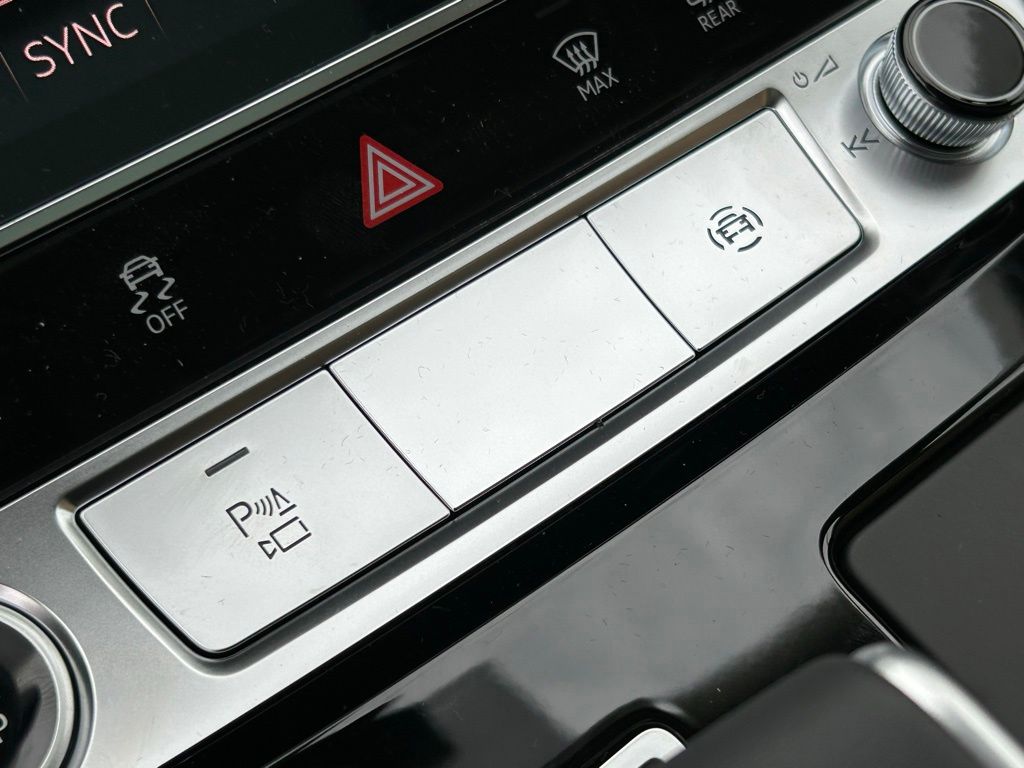 New 2026 White/off-white Audi 55 Premium Plus image 41