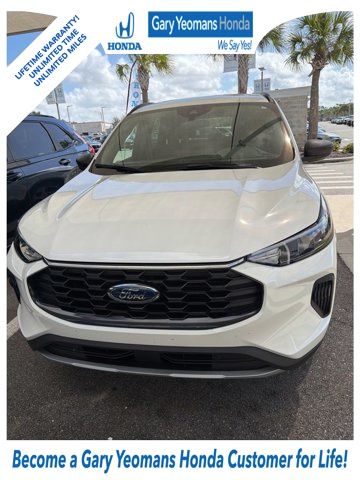 2025 Ford Escape Hybrid