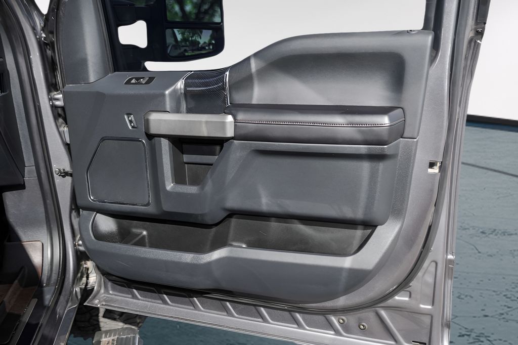 Used Car 2022 Ford F-250sd  Platinum For Sale Under $60,000 In Austin, Texas