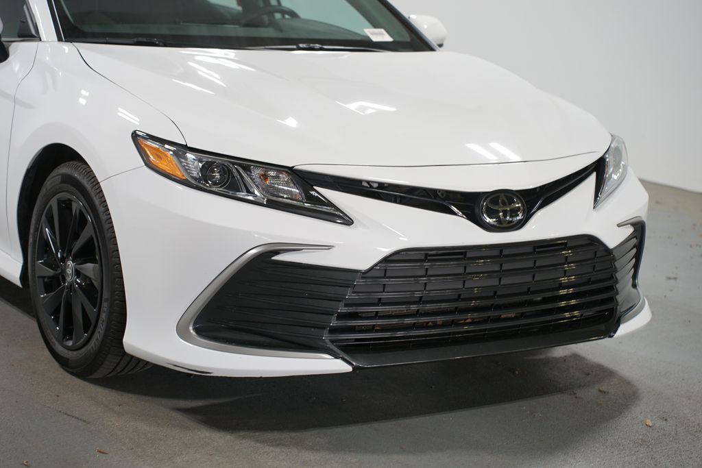 Thumbnail: 2024 Toyota Camry - 4