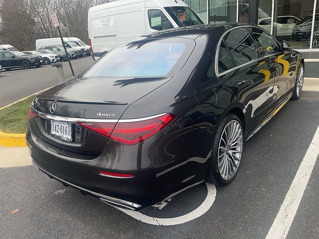 Thumbnail: 2023 Mercedes-Benz S-Class - 4