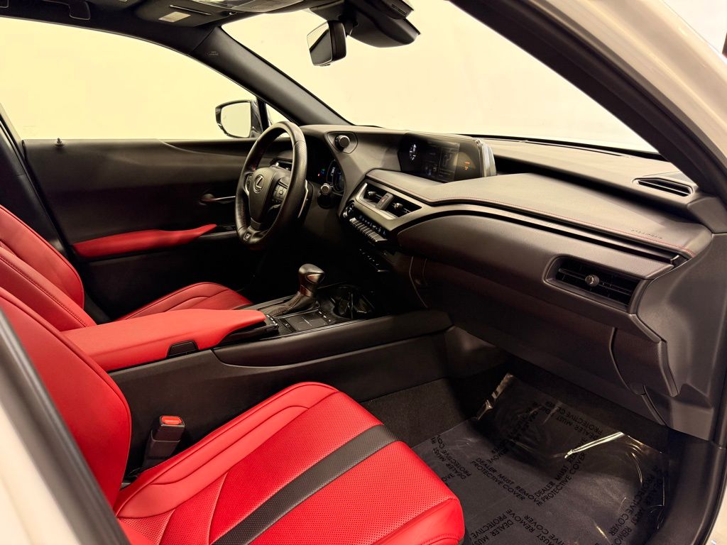 2021 Lexus UX 250h 29