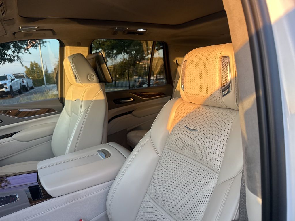 Used Car 2022 Cadillac Escalade  Sport Platinum For Sale Under $90,000 In Austin, Texas