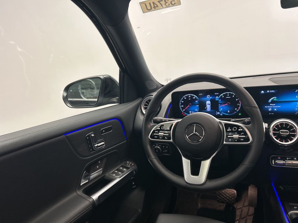 Thumbnail: 2023 Mercedes-Benz GLB - 27