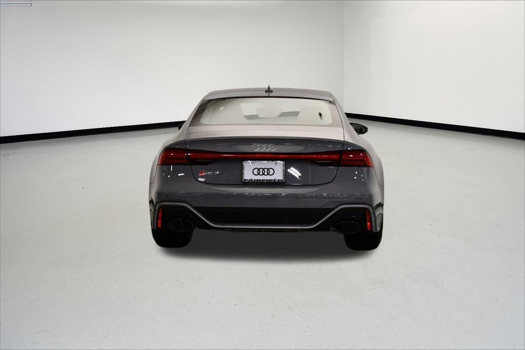 Thumbnail: 2026 Audi RS 7 - 4
