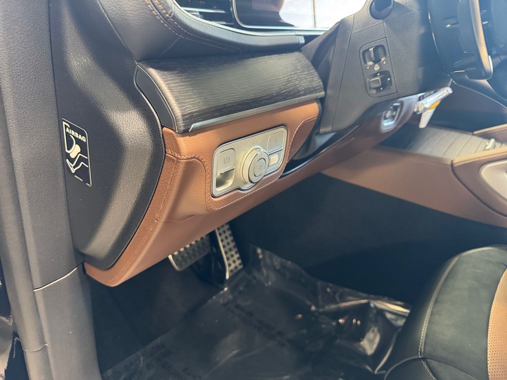 new 2026 Mercedes-Benz GLE car