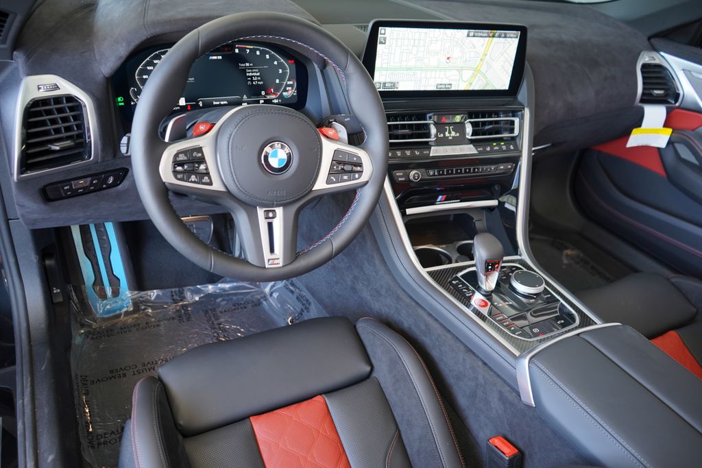 Thumbnail: 2025 BMW M8 - 15