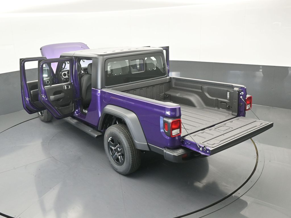 New 2026 Reign Jeep Sport image 57