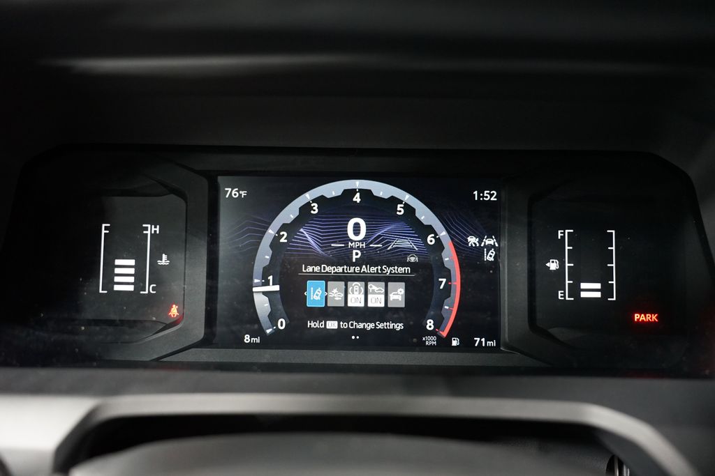 2025 Toyota Tacoma SR 15