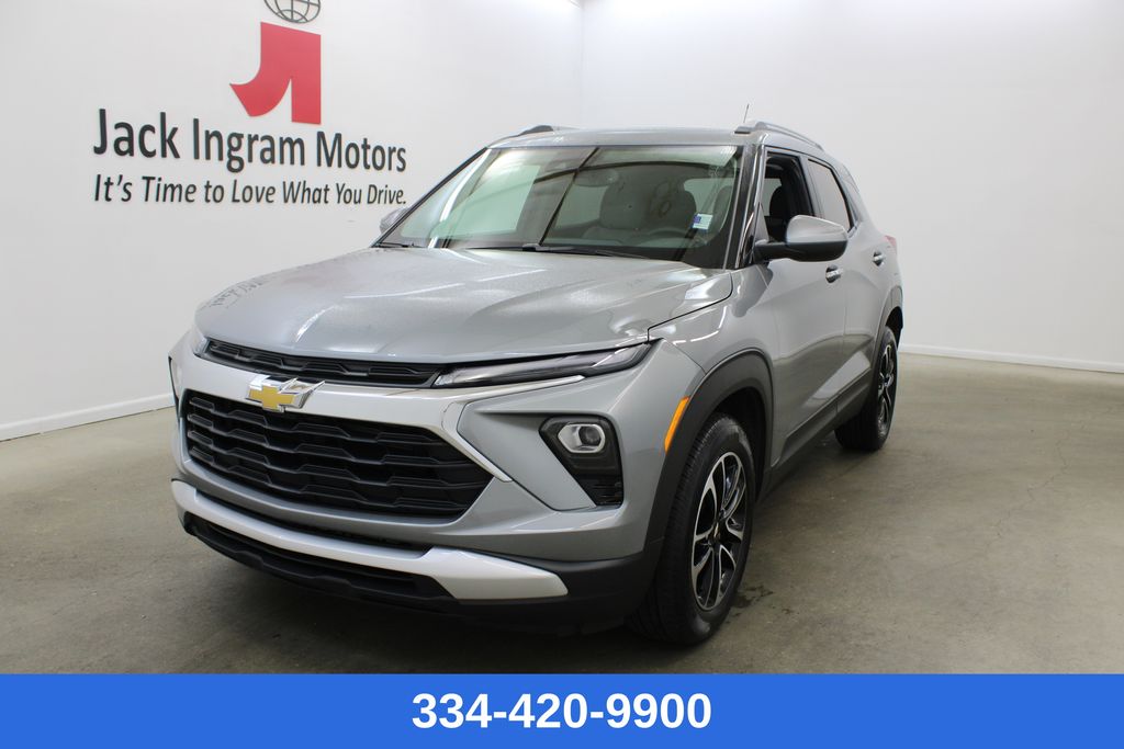 used 2024 Chevrolet TrailBlazer car, priced at $20,599