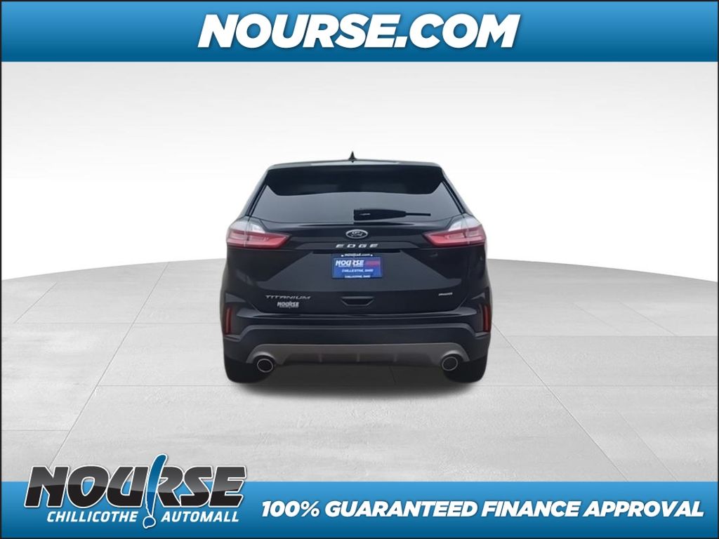 2022 Ford Edge Titanium photo