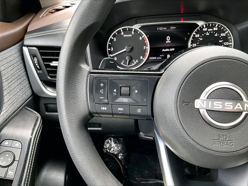 2023 Nissan Rogue — photo 19