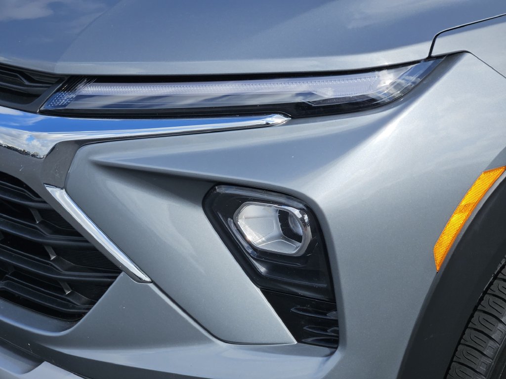 Used 2026 Gray Chevrolet LT image 8