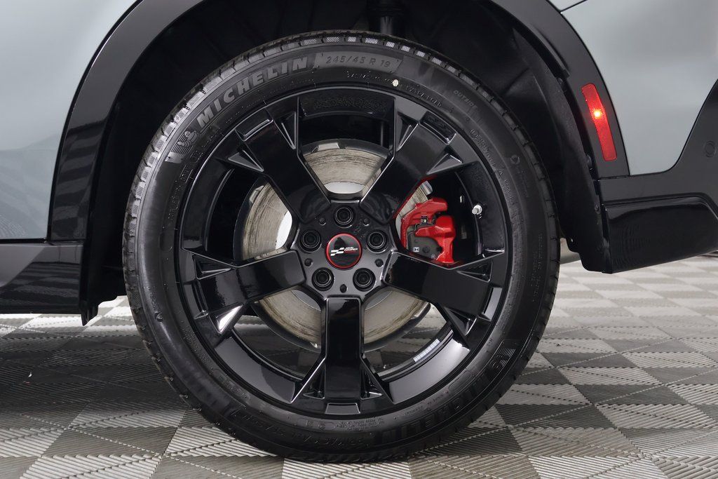Thumbnail: 2027 MINI Cooper Countryman - 10