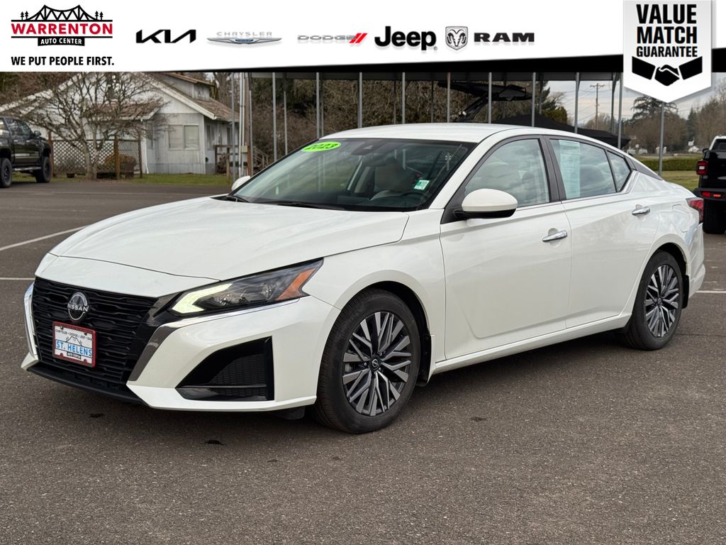 2023 Nissan Altima 2.5 SV