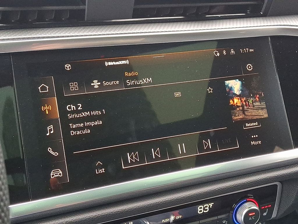 Thumbnail: 2025 Audi Q3 - 17