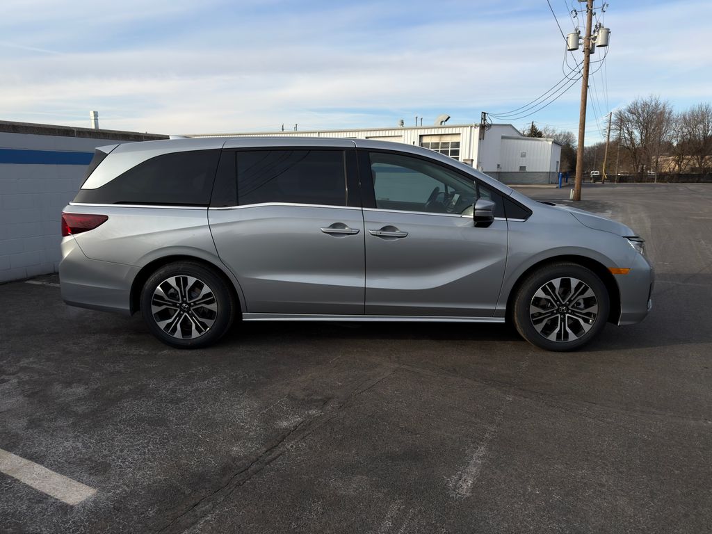 Thumbnail: 2026 Honda Odyssey - 6
