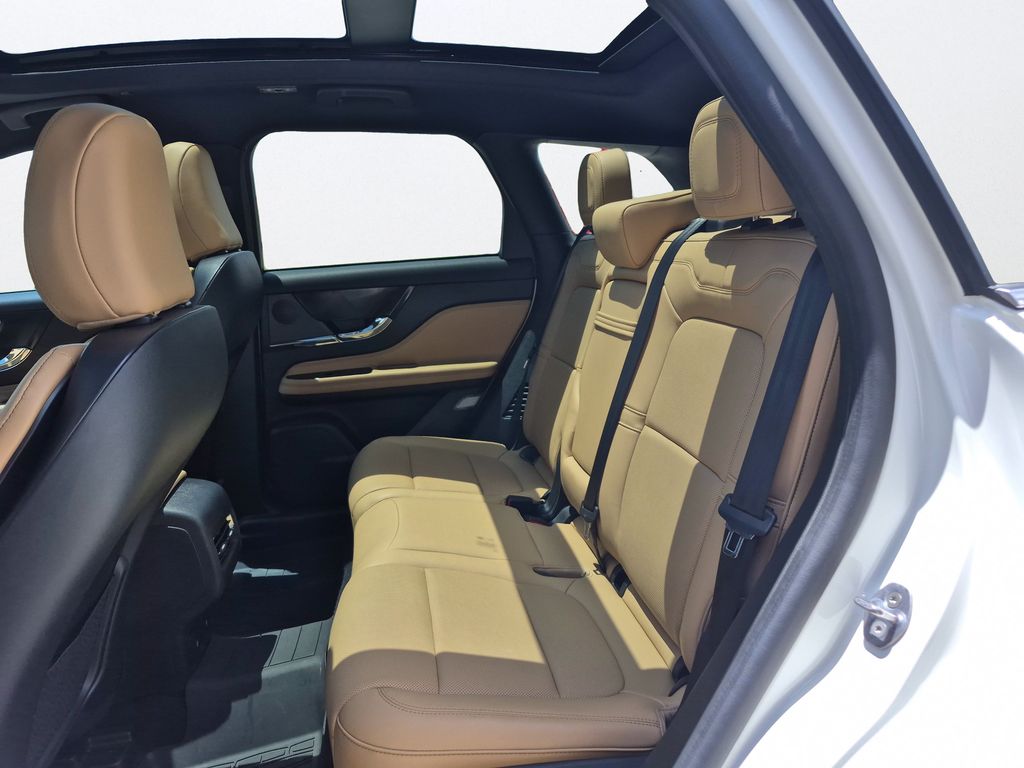 2023 Lincoln Corsair Reserve White at Community Toyota