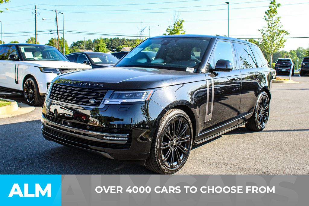 Used 2025 Black Land Rover SE image 3