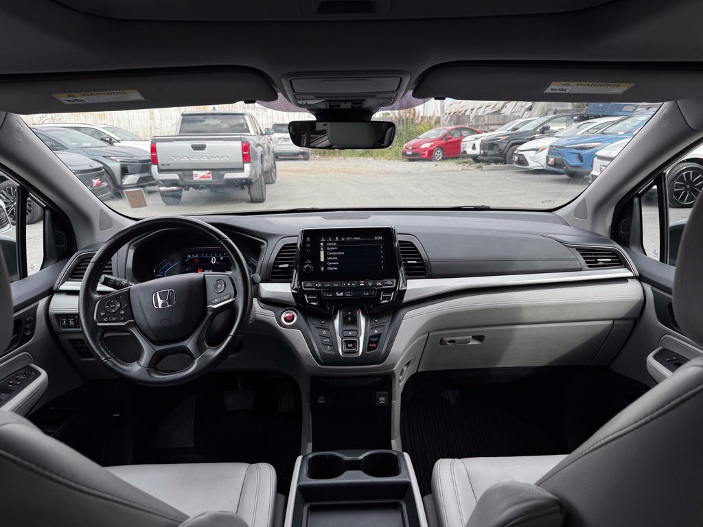 Used 2022 Honda Odyssey Van
