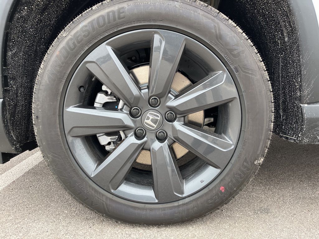 Thumbnail: 2026 Honda Pilot - 6