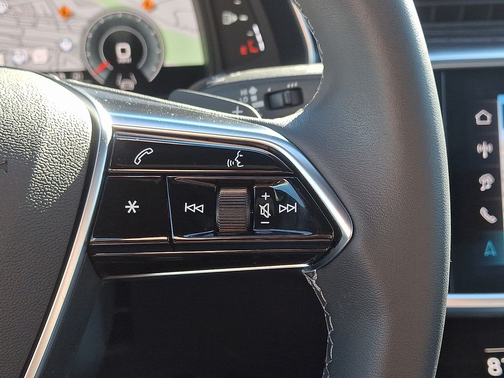 Thumbnail: 2025 Audi A6 - 23