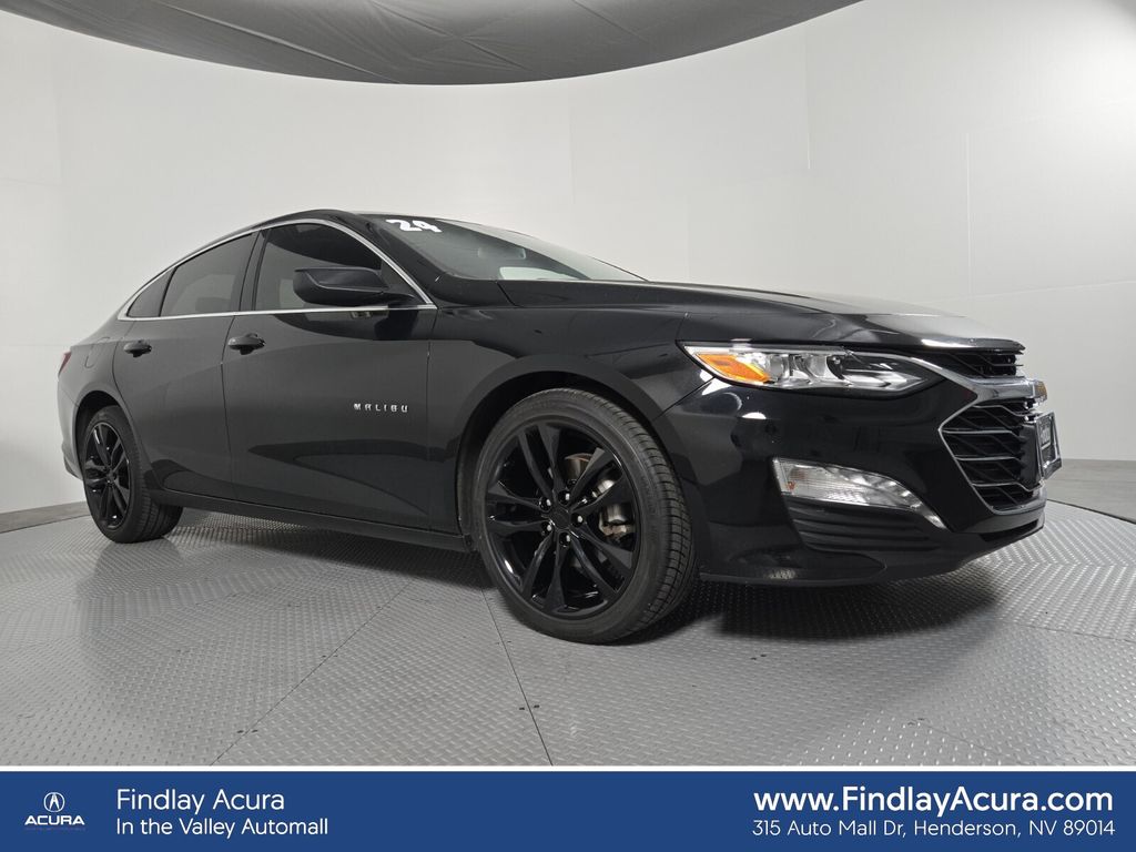 Mosaic Black Metallic 2024 Chevrolet Malibu LT with 2LT FWD Sedan Front-Wheel Drive Continuously Variable Transmission