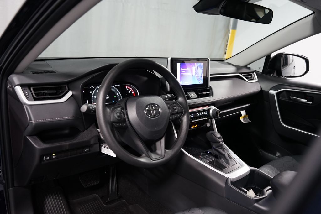 Thumbnail: 2025 Toyota RAV4 - 11