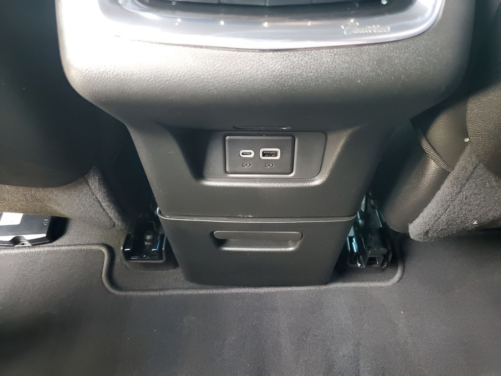 Used Car 2025 Cadillac Xt6  Luxury For Sale Under $50,000 In Austin, Texas