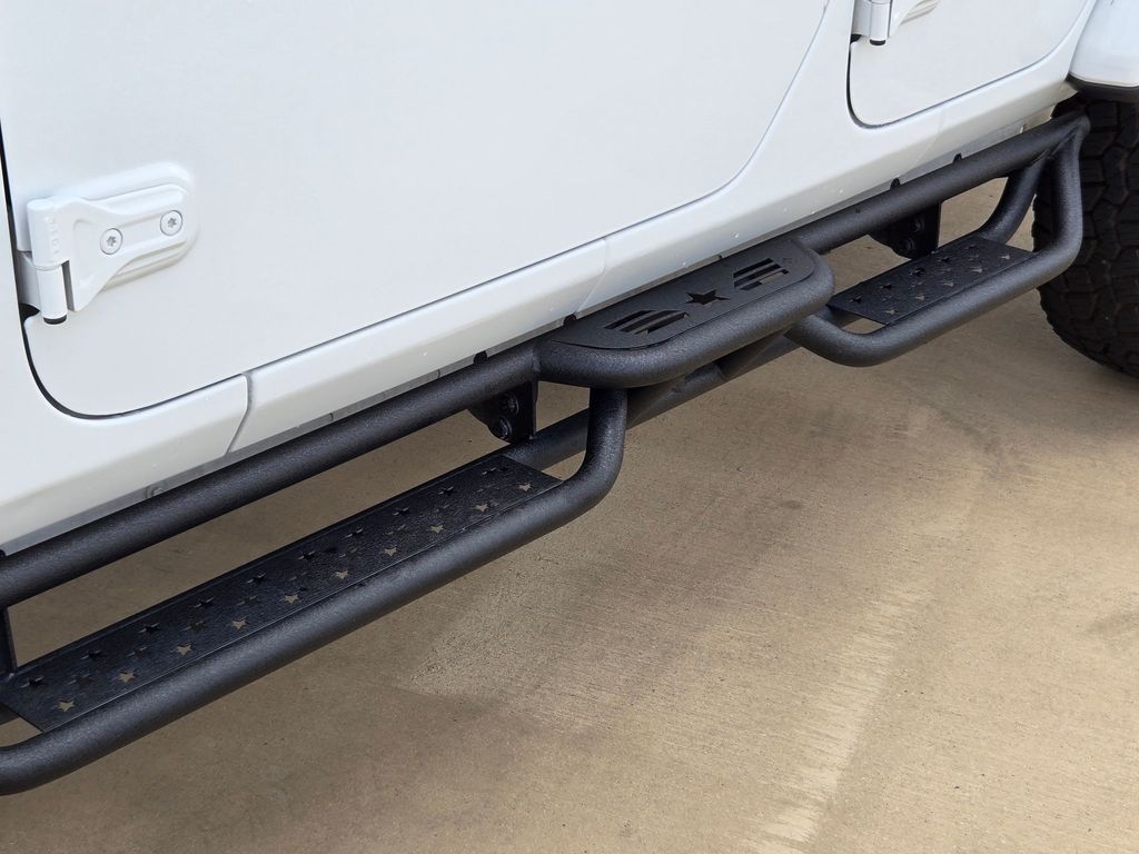 Used 2023 Jeep Wrangler SUV