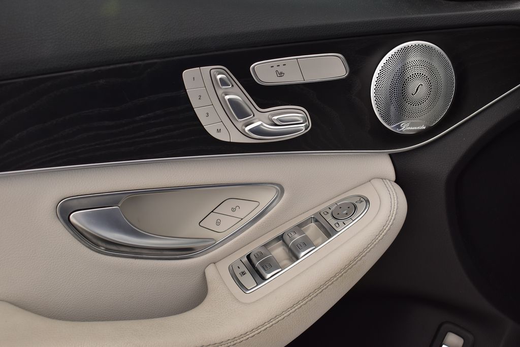 2017 Mercedes-Benz C-Class C 300 12