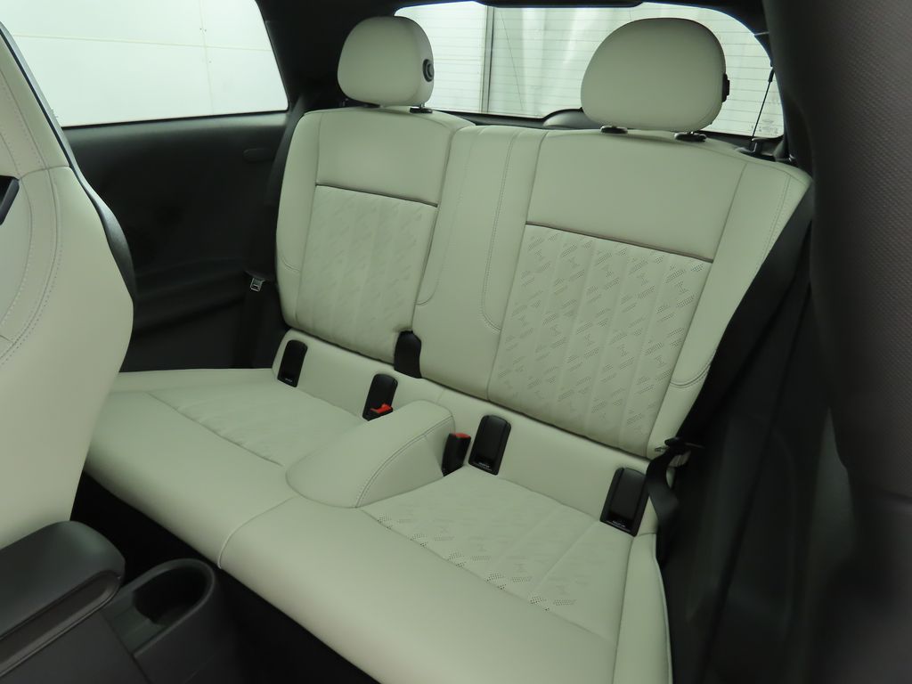 Thumbnail: 2026 MINI Cooper - 21