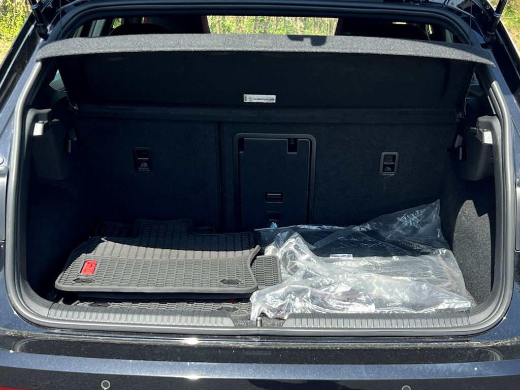 2022 Volkswagen Golf GTI 2.0T SE