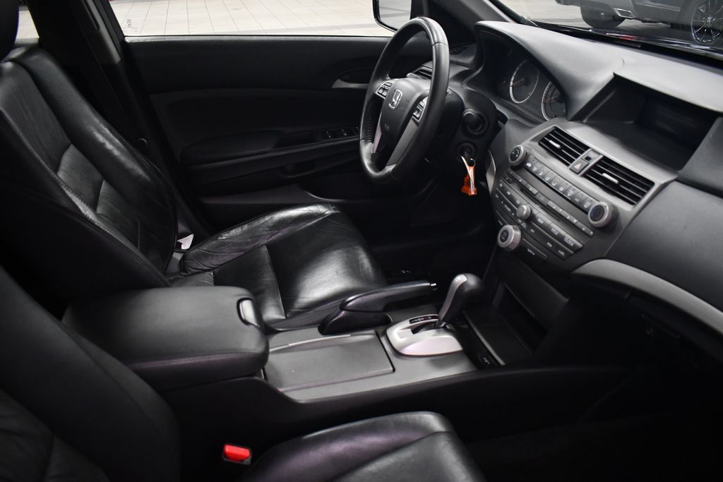 Thumbnail: 2011 Honda Accord - 31