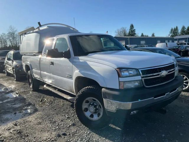 White 2006 Chevrolet Silverado 3500 1LT Extended Cab LB 4WD Pickup Truck Four-Wheel Drive
