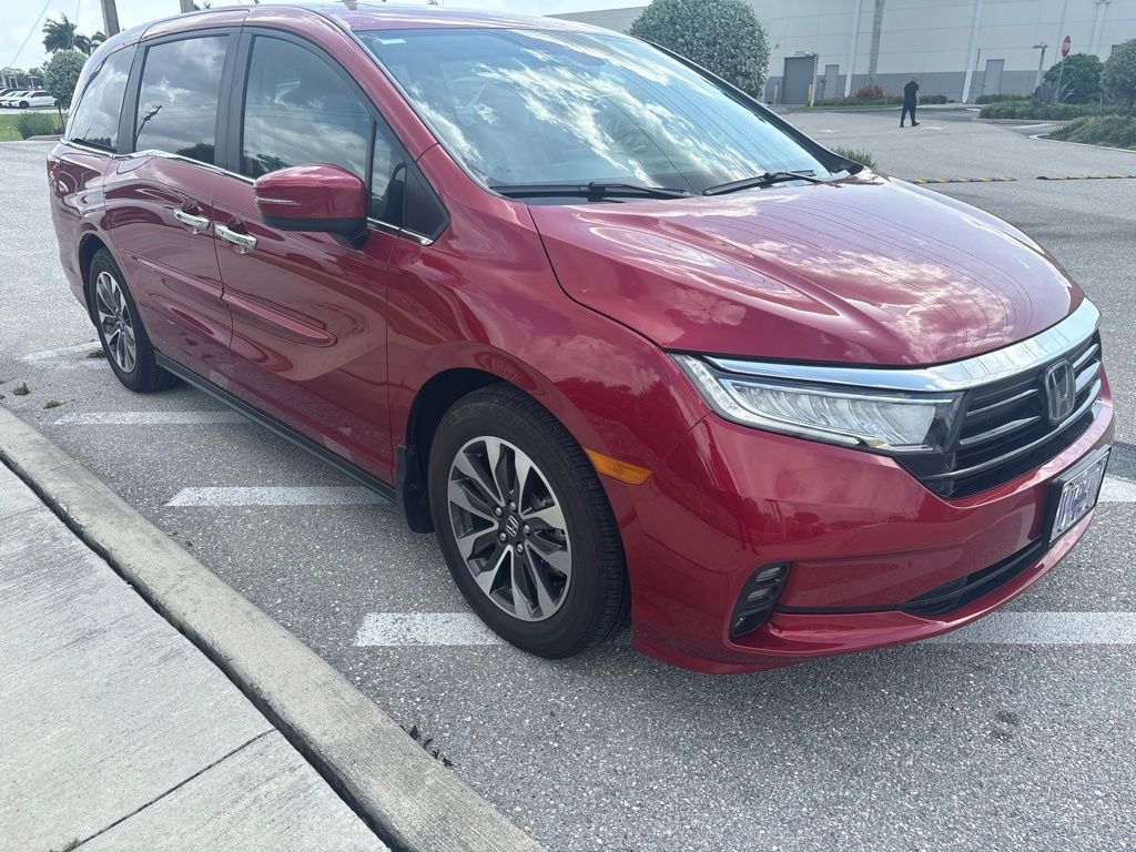 Certified Used 2023 Red Honda EX-L image 7