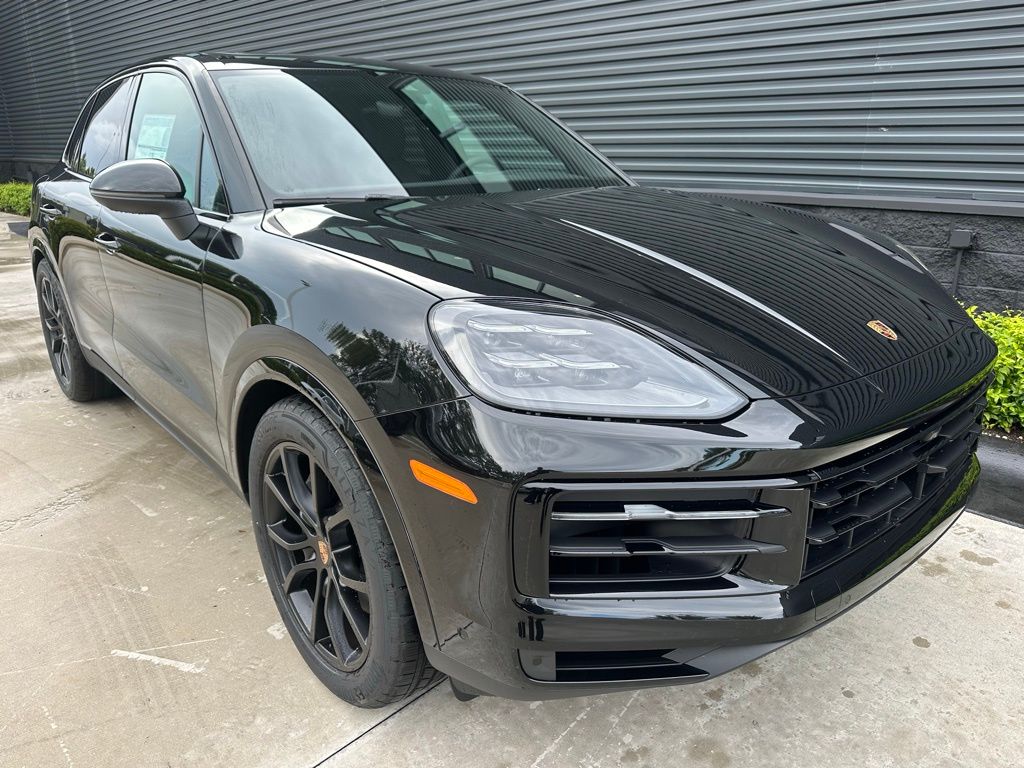 Thumbnail: 2026 Porsche Cayenne - 10
