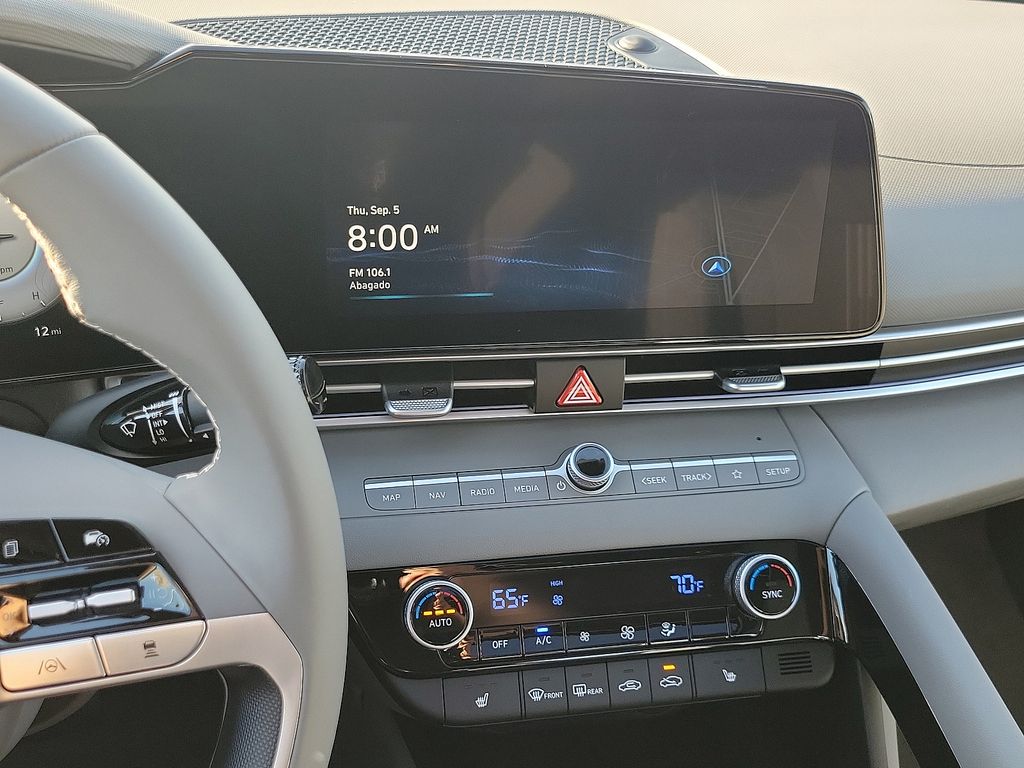 Thumbnail: 2025 Hyundai Elantra - 10