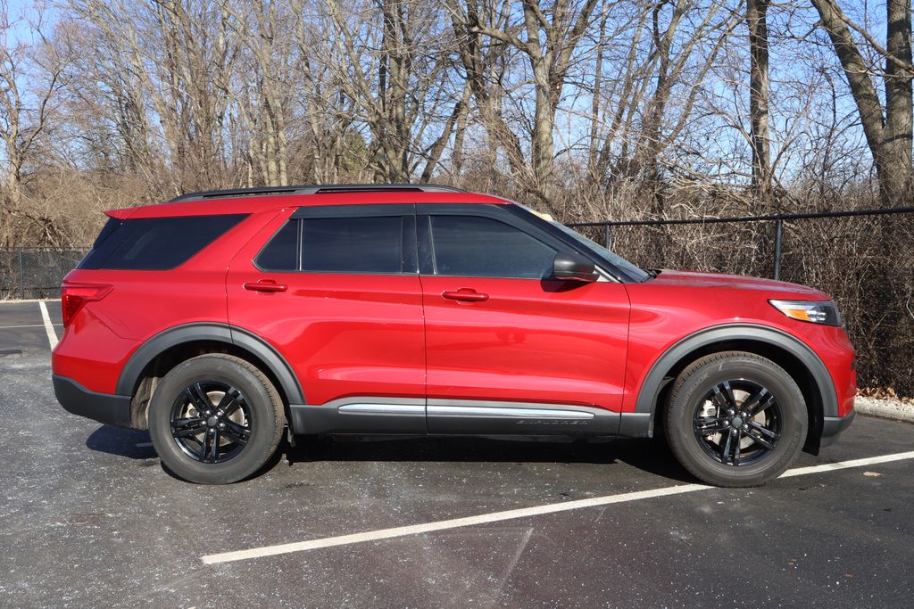 Thumbnail: 2023 Ford Explorer - 9