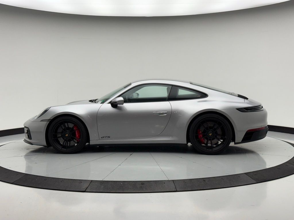 Thumbnail: 2023 Porsche 911 - 2