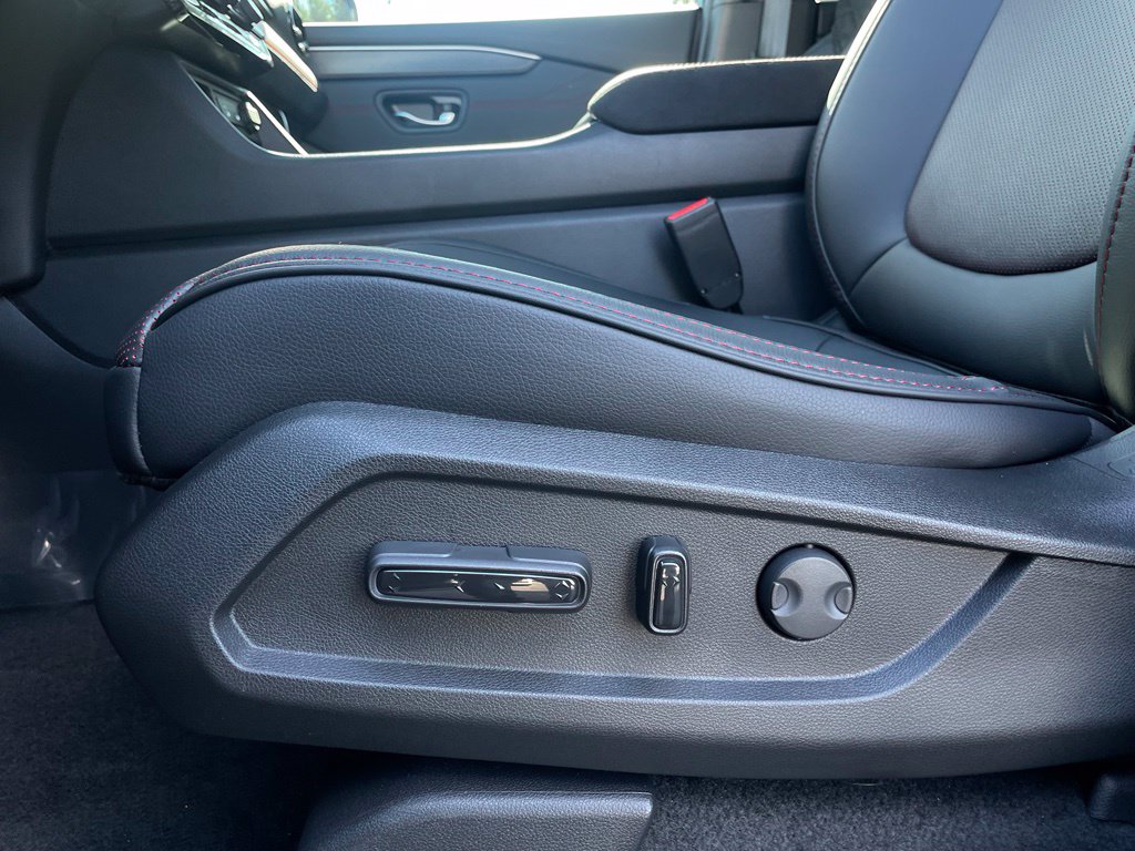Thumbnail: 2026 Honda Pilot - 26