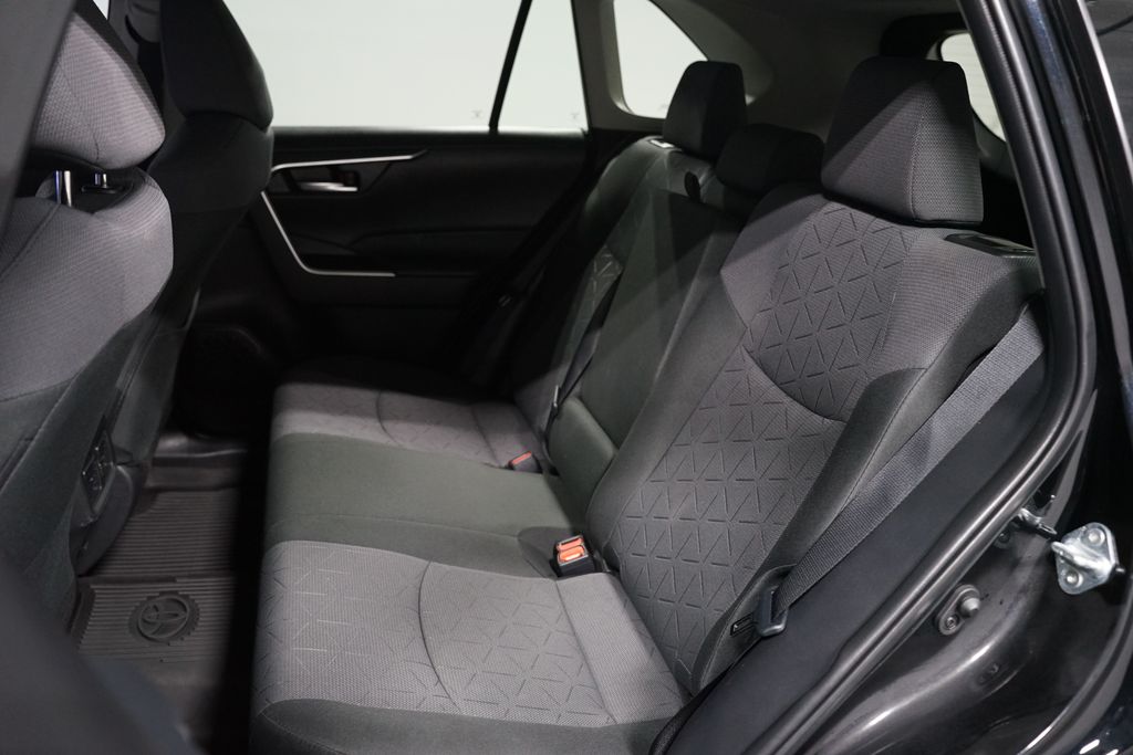 Thumbnail: 2025 Toyota RAV4 - 29