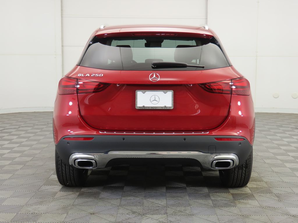 Thumbnail: 2026 Mercedes-Benz GLA - 6